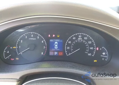 2012 Hyundai Genesis 3.8 z USA, uszkodzony, nr VIN KMHGC4DDXCU196774